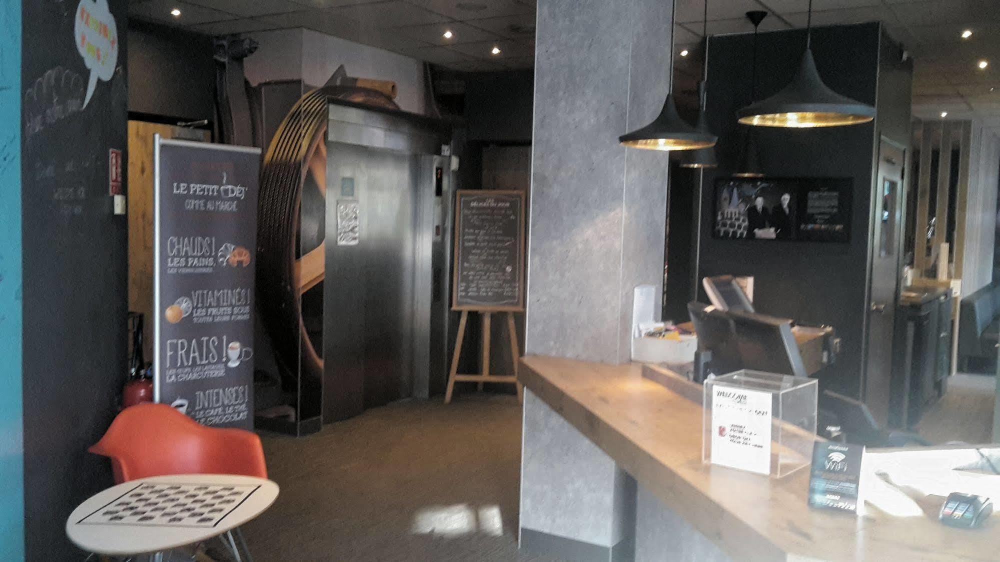Centre Les Places 3*